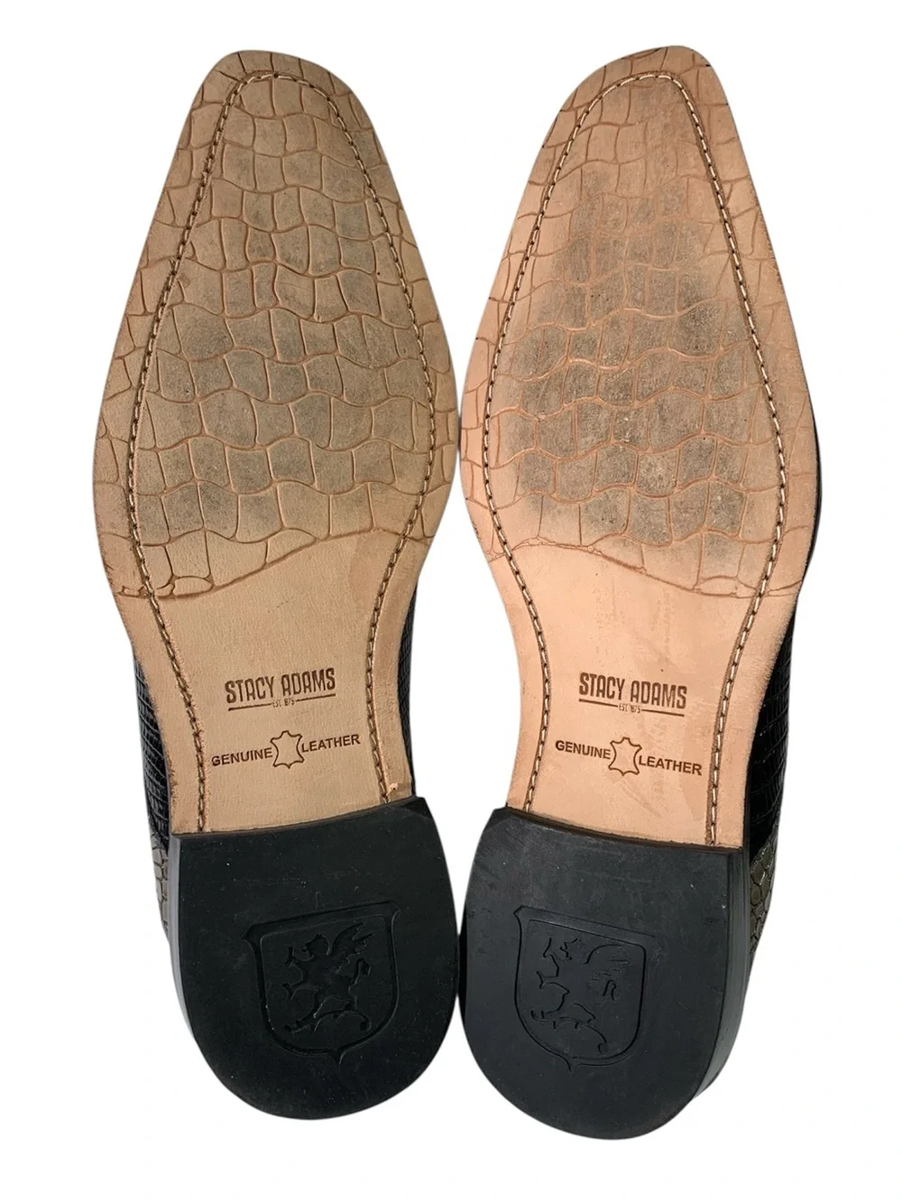 Stacy Adams striking pair